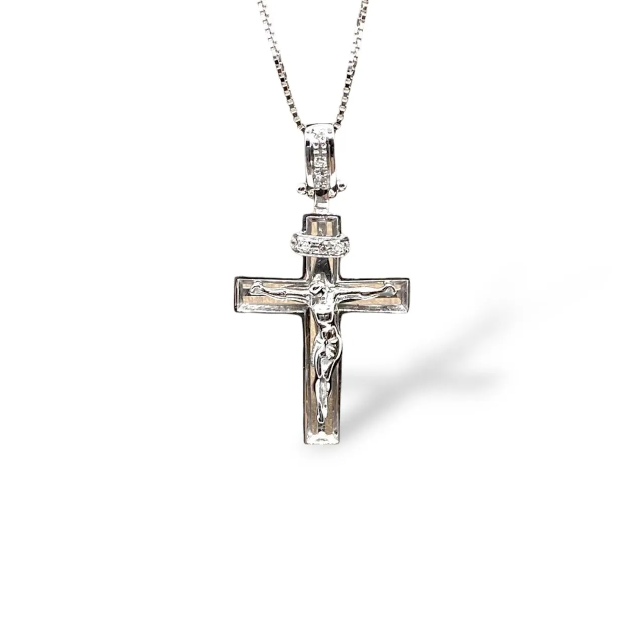 Collana Con Croce in Oro Bianco e Brillanti Bianchi